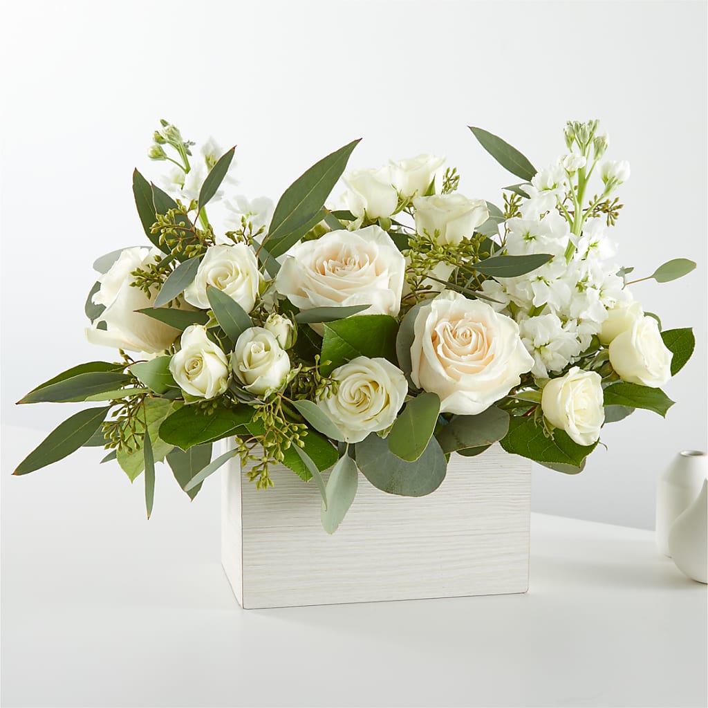 Fresh Linen Box Bouquet – Love Blossoms Florist, Lexington NC