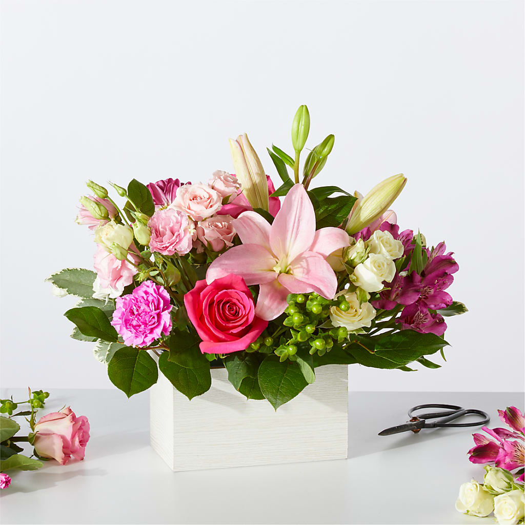 Sweetberry Box – A Florist Original – Love Blossoms Florist, Lexington NC