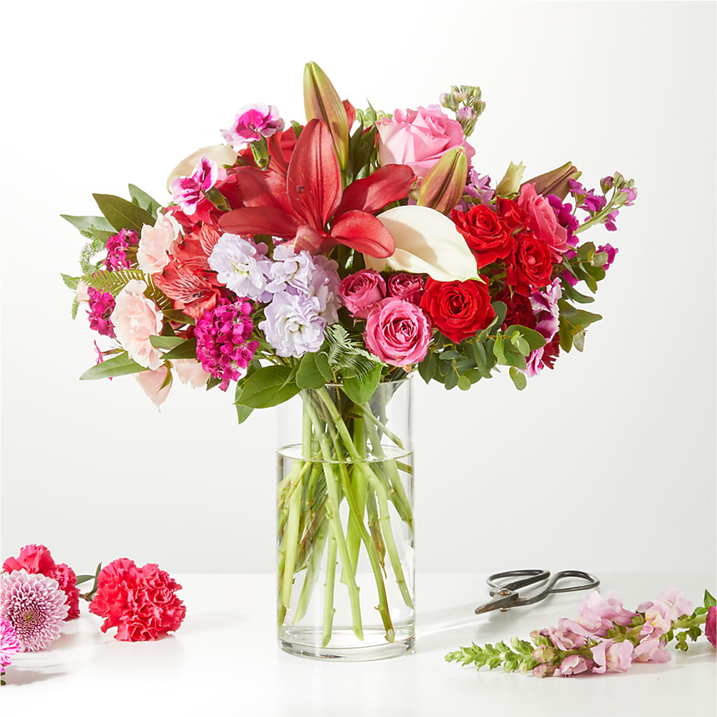 Swooning Over You - A Luxury Florist Original – Love Blossoms Florist, Lexington NC
