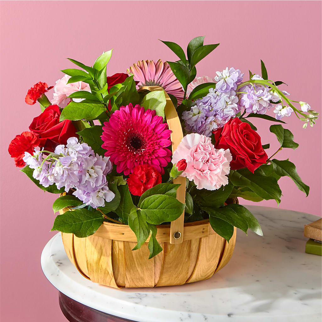 Pink Picnic Basket – Love Blossoms Florist, Lexington NC