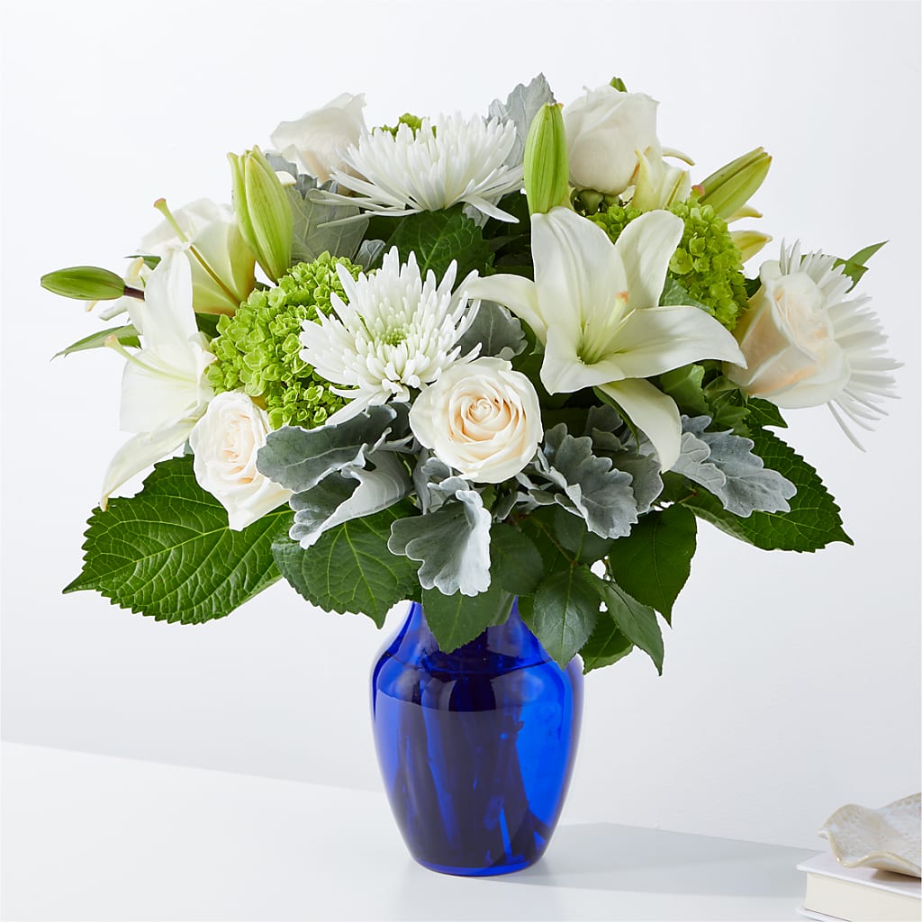 Snowy Dreams Bouquet – Love Blossoms Florist, Lexington NC