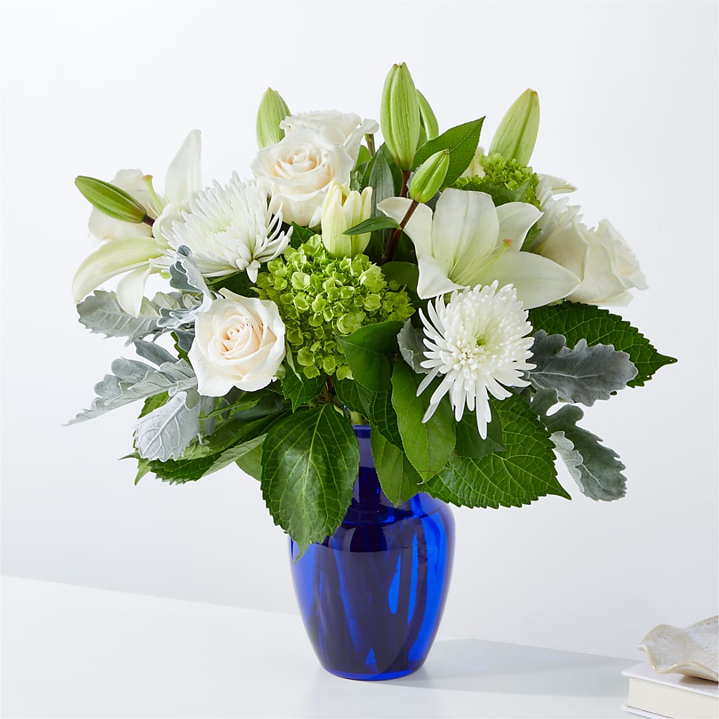 Snowy Dreams Bouquet – Love Blossoms Florist, Lexington NC
