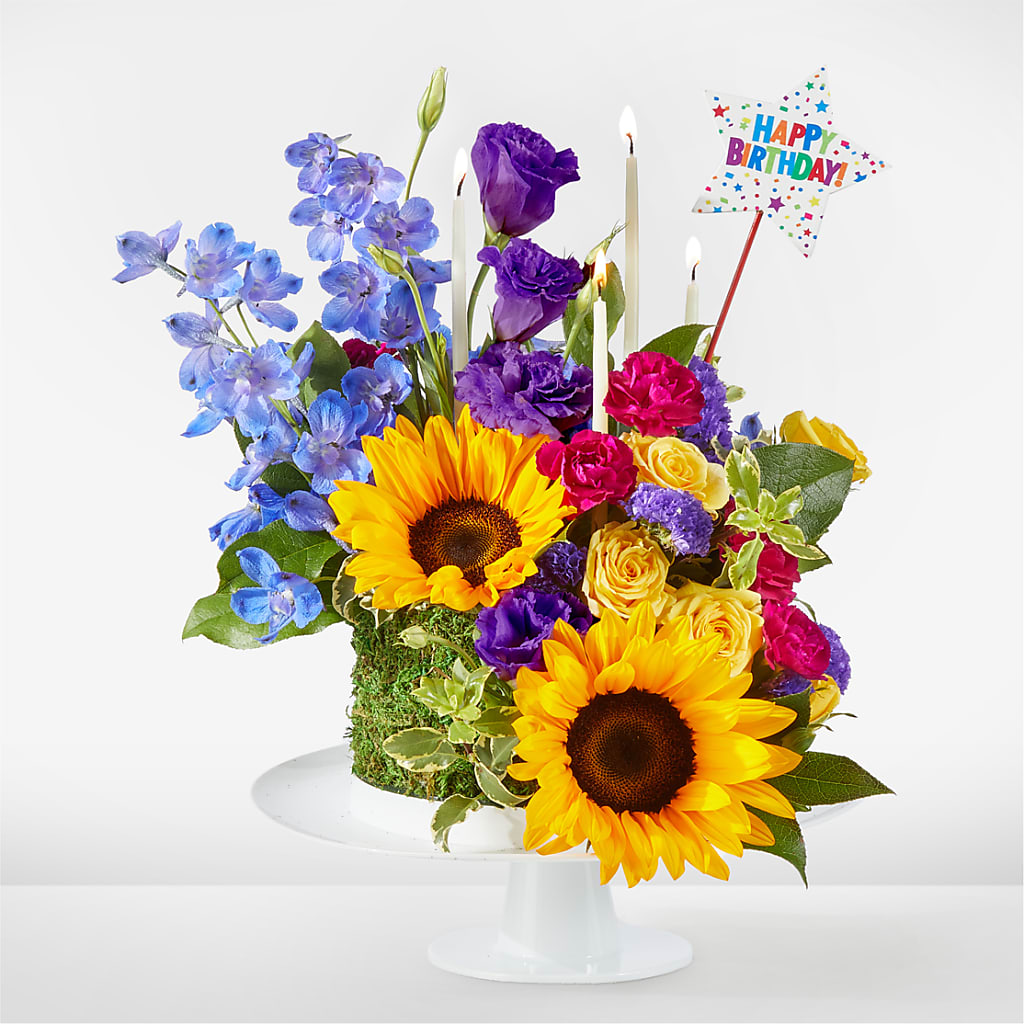 Star of the Day Floral Cake – Love Blossoms Florist, Lexington NC