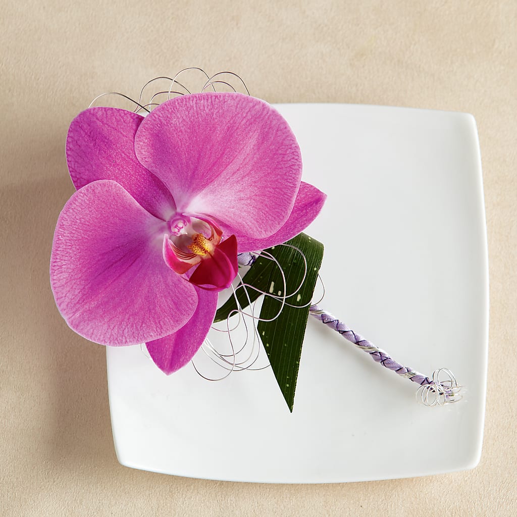 Glorious Boutonniere – Love Blossoms Florist, Lexington NC