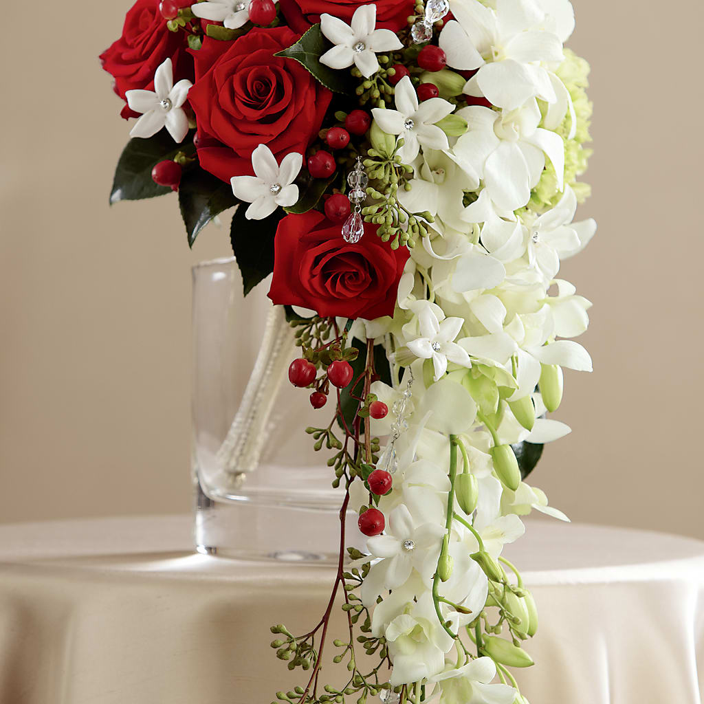 Here Comes the Bride Bouquet – Love Blossoms Florist, Lexington NC