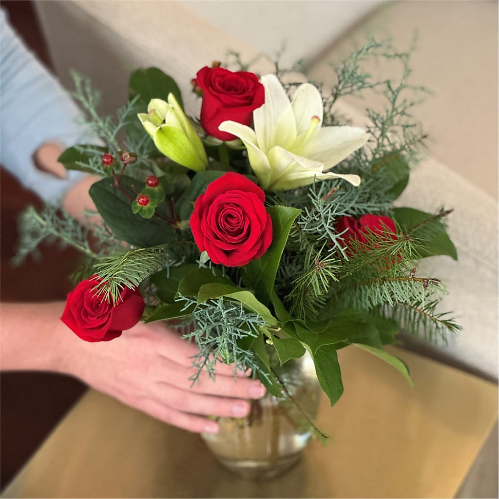 Glittering Lights Bouquet –  Love Blossoms Florist, Lexington NC
