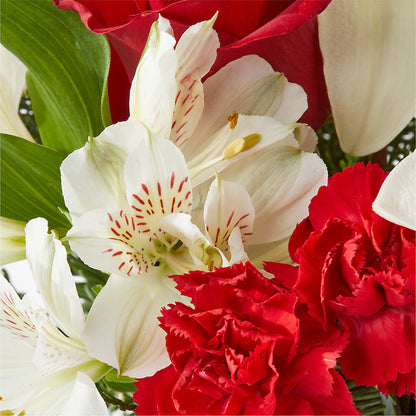 Holiday Season Bouquet –  Love Blossoms Florist, Lexington NC