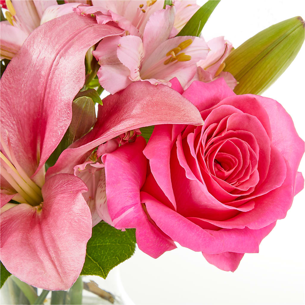 Lots of Love Bouquet –  Love Blossoms Florist, Lexington NC