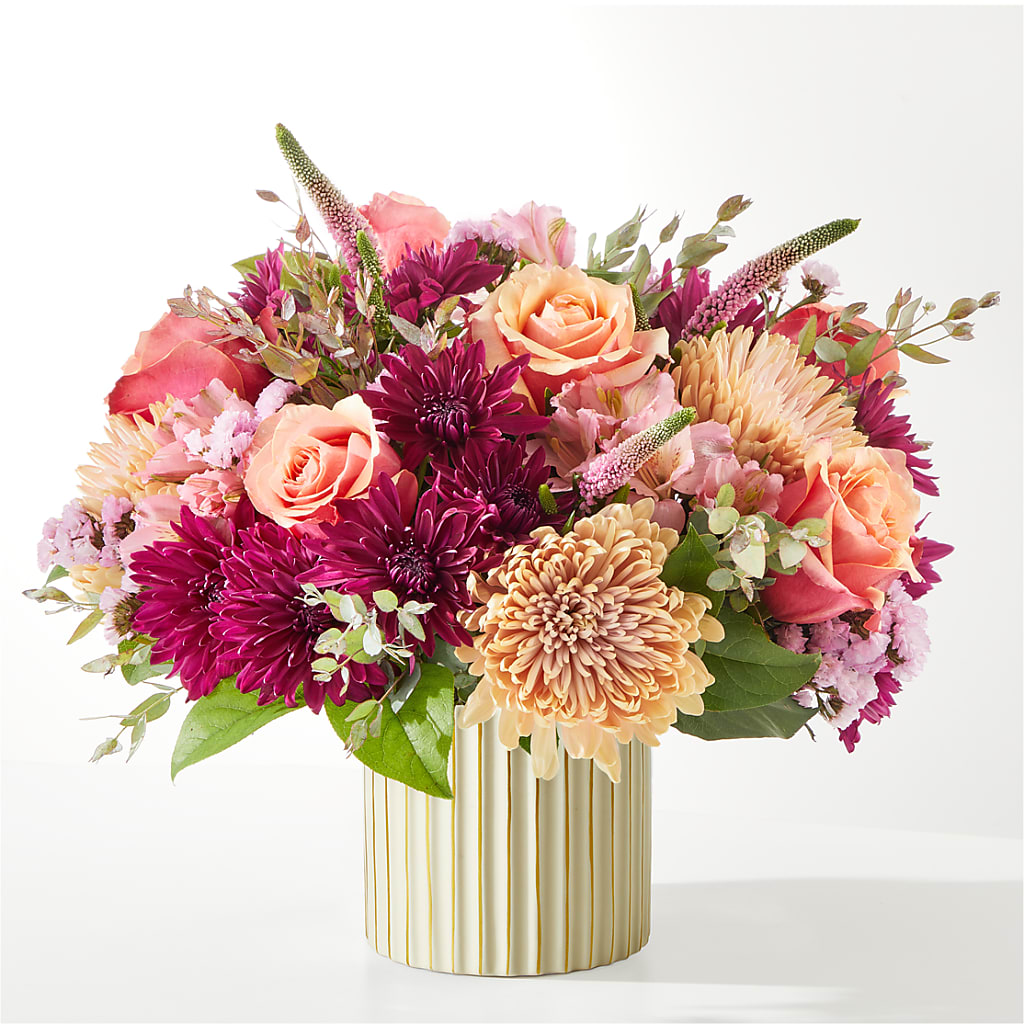 Berry Cobbler Bouquet with Ivory Vase –  Love Blossoms Florist, Lexington NC