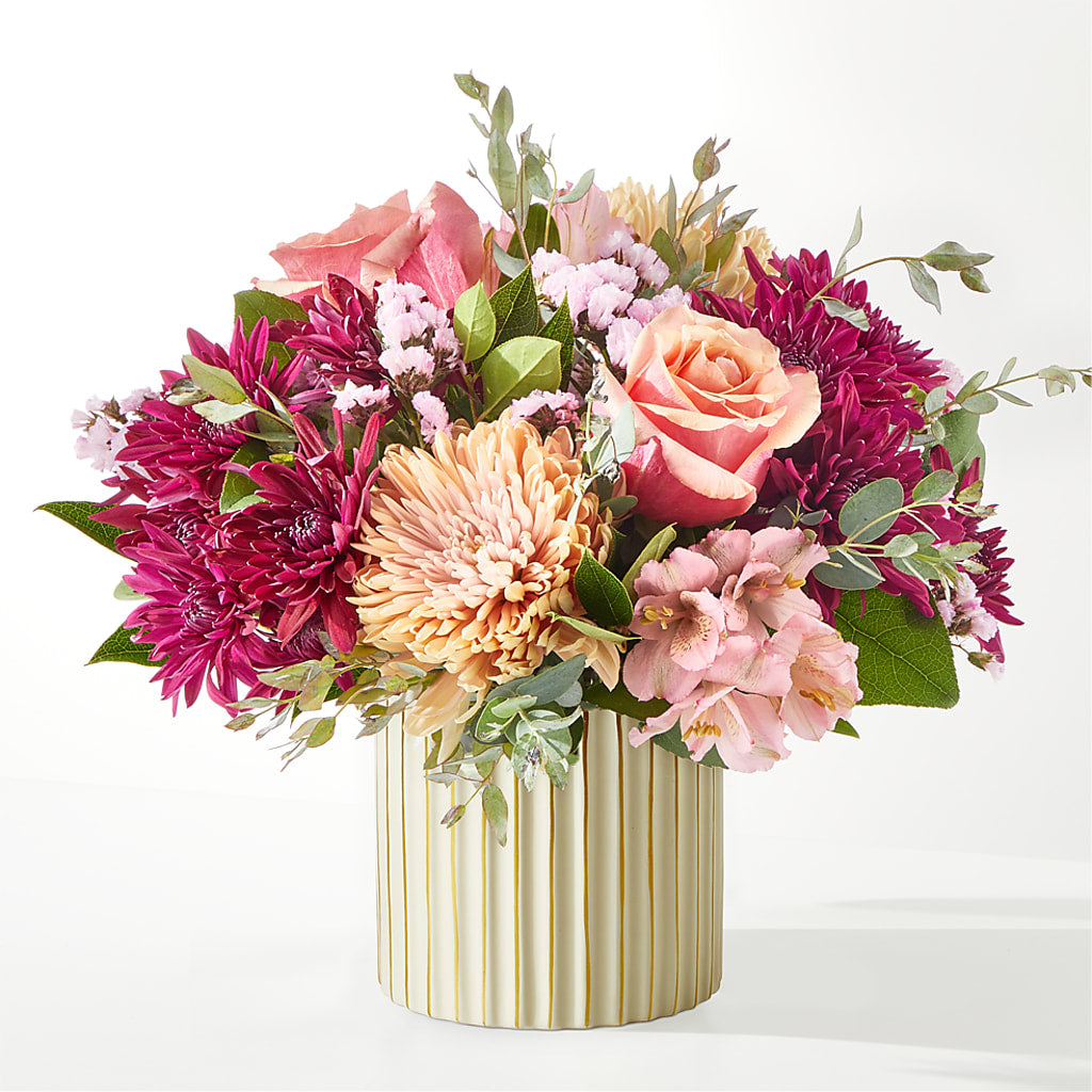 Berry Cobbler Bouquet with Ivory Vase –  Love Blossoms Florist, Lexington NC