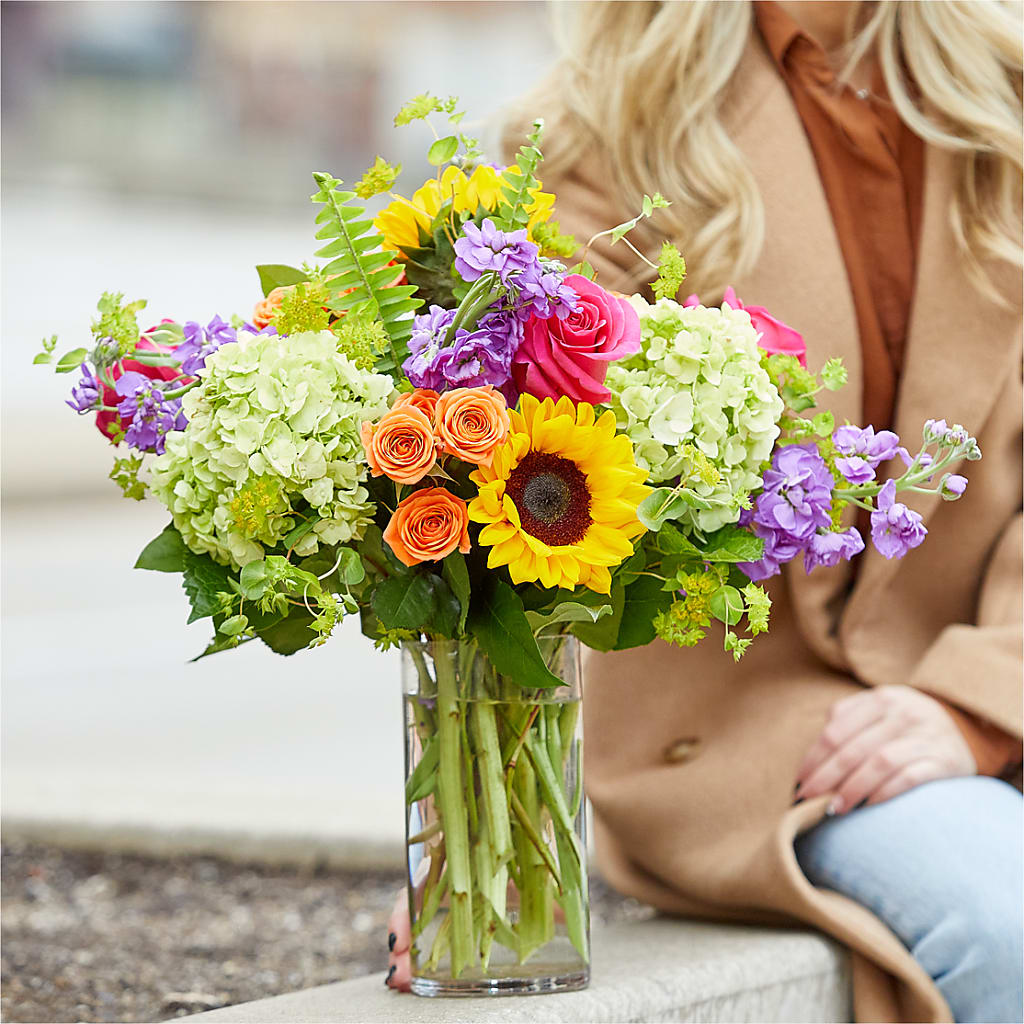 Vibrant Greetings Bouquet –  Love Blossoms Florist, Lexington NC